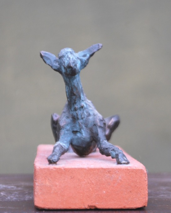 Treuer Dingo | 2010 | Bronze | 6 x 9 x 25cm